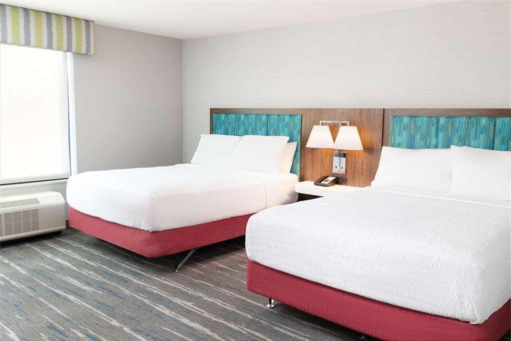 Hampton Inn & Suites Santa Rosa Sonoma Wine Country Room photo