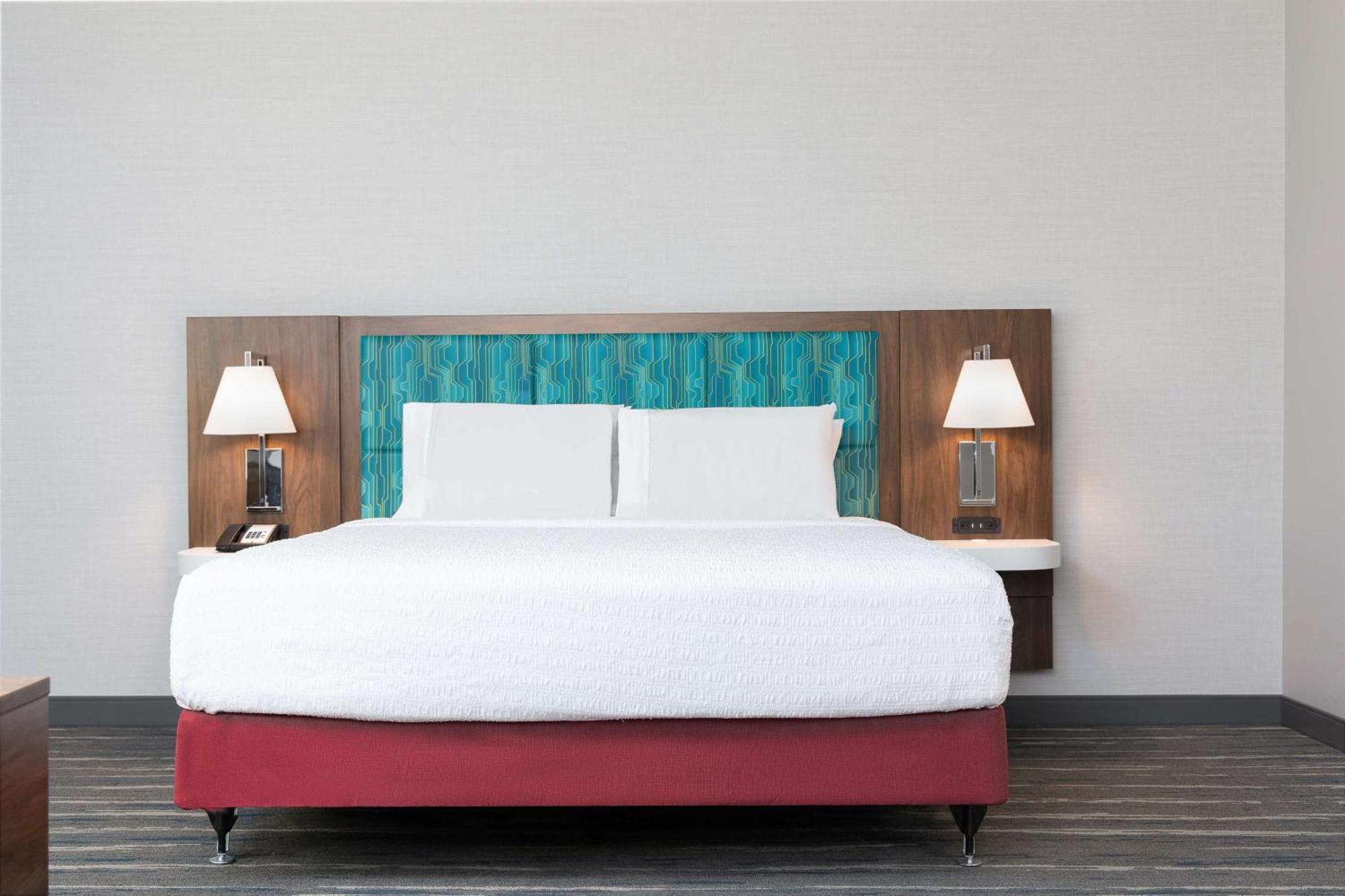 Hampton Inn & Suites Santa Rosa Sonoma Wine Country Exterior photo
